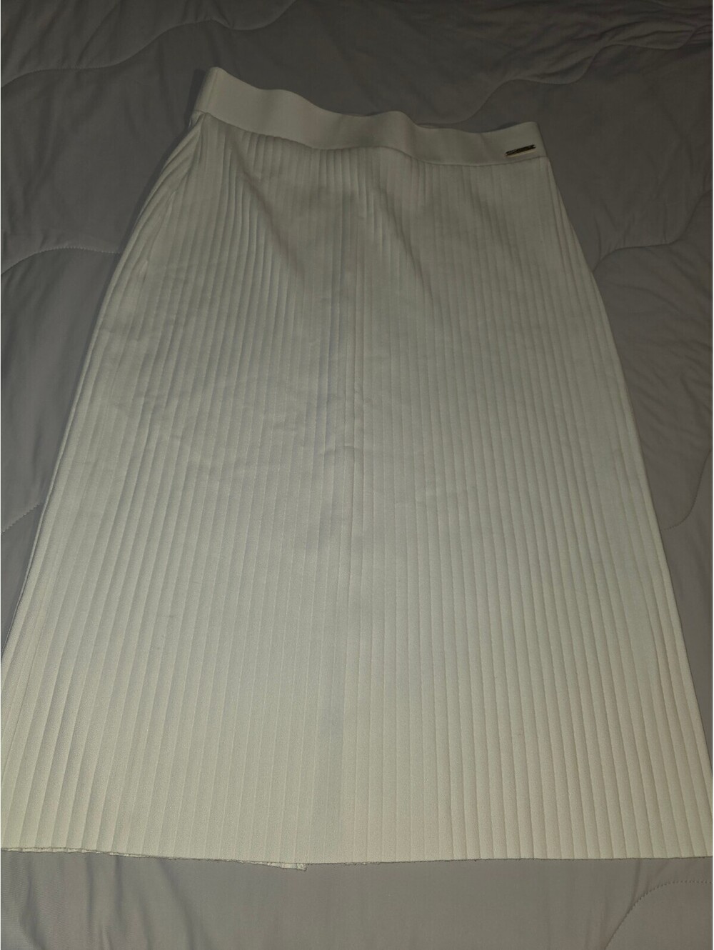 MARC New York. White Midi Ribbed Skirt Slit  Size Medium - elegant, professional